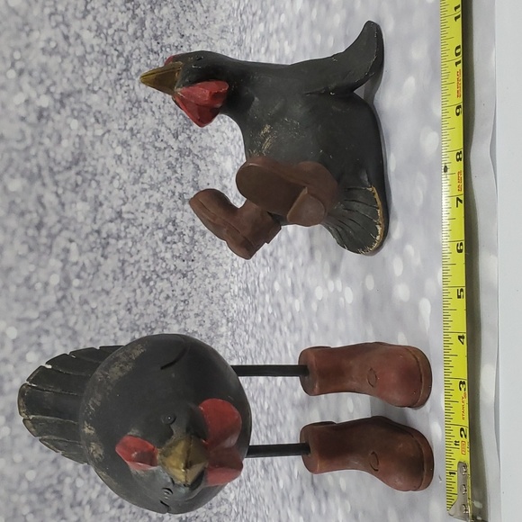Folk Art pair of Chickens - Picture 6 of 7